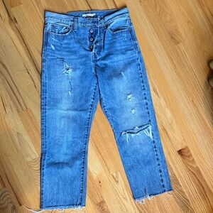 Levi's Distressed Cropped Ankle Jeans in Medium Blue